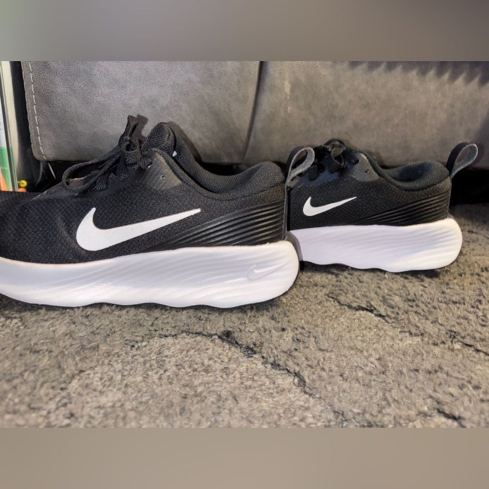 Nike Dual-Tone Black and White Athletic Shoes - Picture 2 of 5